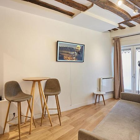 Studio Le Marais Renove / Paris Historique Appartamento Esterno foto
