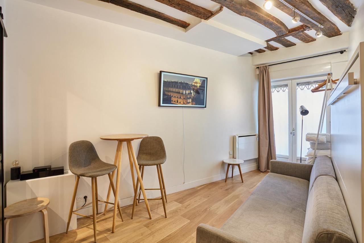 Studio Le Marais Renove / Paris Historique Appartamento Esterno foto